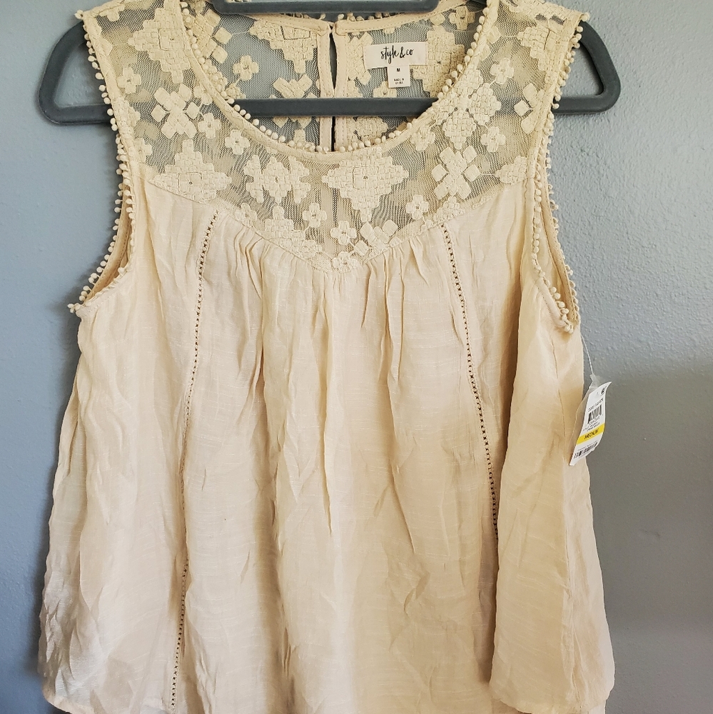 Women’s Style & Co. Tan Summer top medium